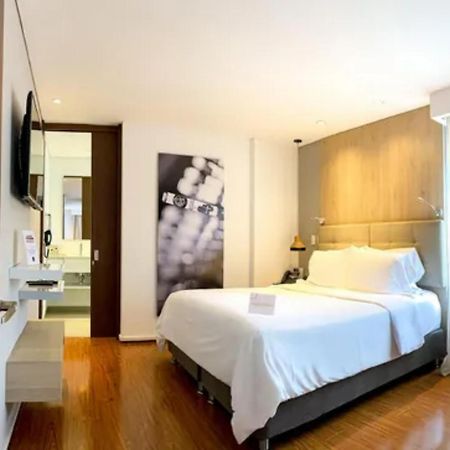 Quo Quality Hotel Manizales Esterno foto Deluxe Room