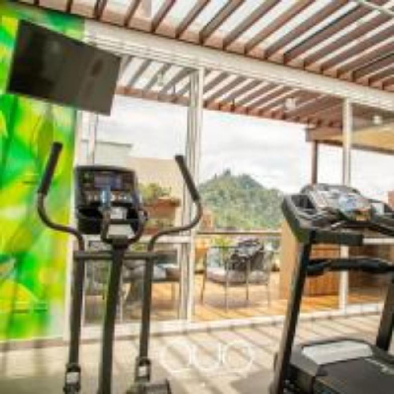 Quo Quality Hotel Manizales Esterno foto The gym at the hotel